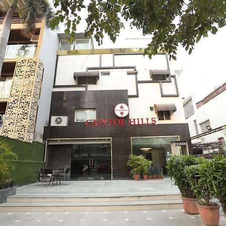 Hotel Capitol Hills - Greater Kailash Delhi Yeni Delhi Dış mekan fotoğraf