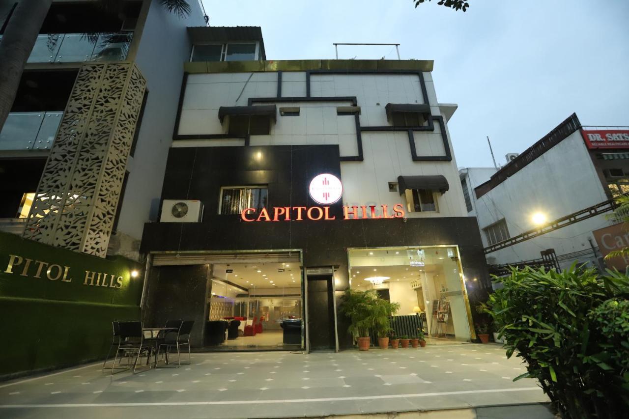 Hotel Capitol Hills - Greater Kailash Delhi Yeni Delhi Dış mekan fotoğraf