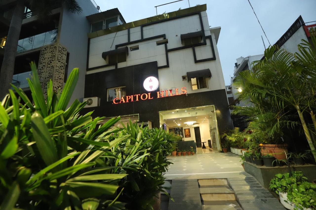 Hotel Capitol Hills - Greater Kailash Delhi Yeni Delhi Dış mekan fotoğraf